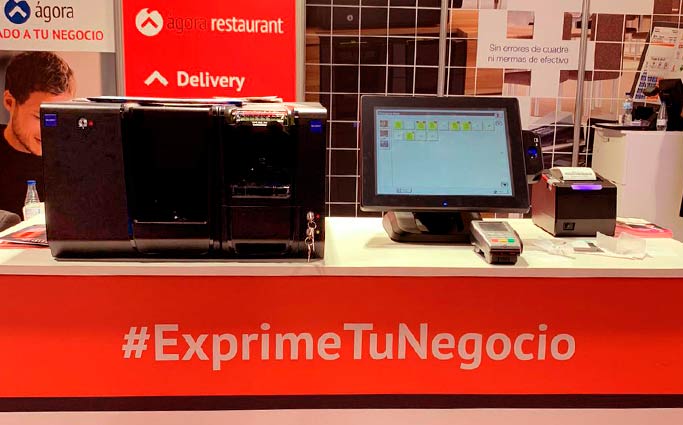 Ágora con Máquina de Control de Efectivo